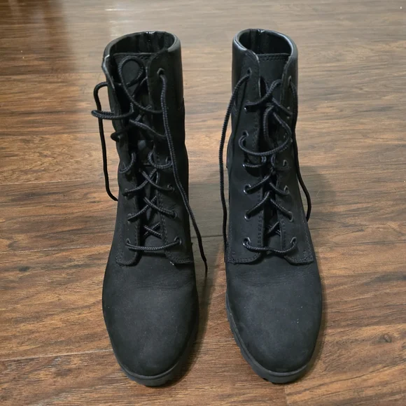 Timberland Women's Charcoal Lace-Up Boots - Picture 2 of 3
